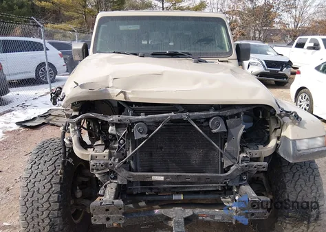 2020 Jeep Gladiator Overland 4X4 из США, поврежденный, VIN 1C6HJTFGXLL161827